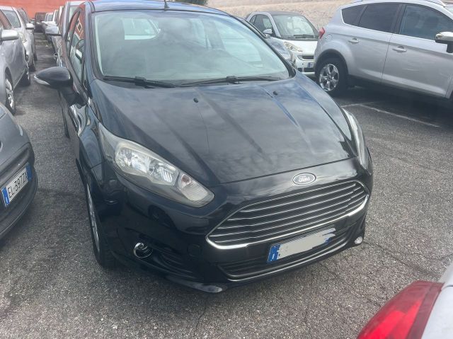 Ford Fiesta 1.5 TDCi 95CV 5 porte Black& White E