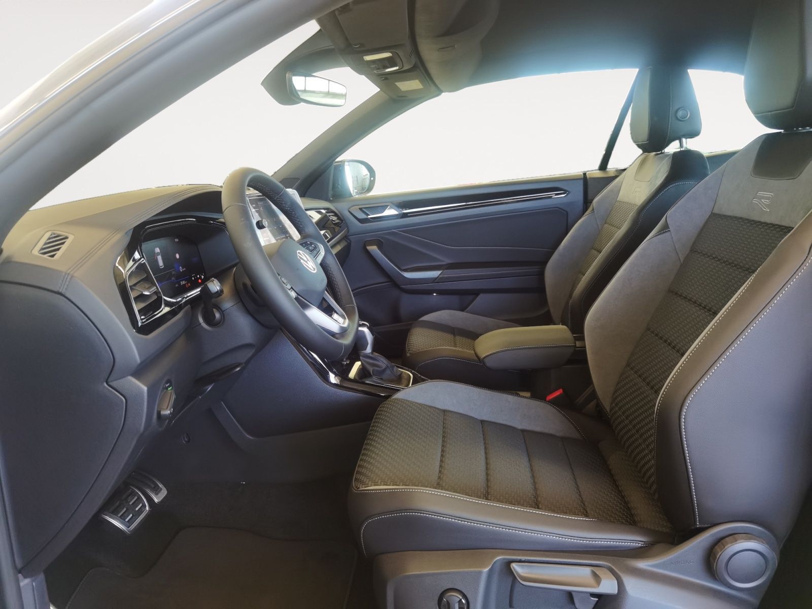 Volkswagen T-Roc - Bild 10