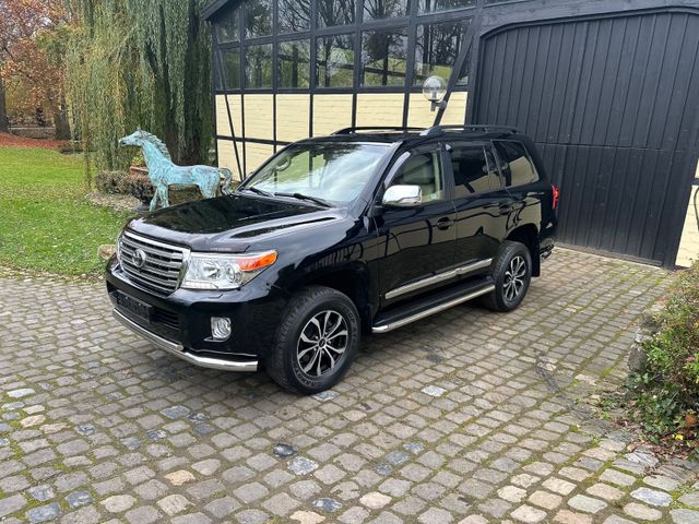 Toyota Land Cruiser 200 V8 4.5 D-4D Luxury 7Sitz JBL