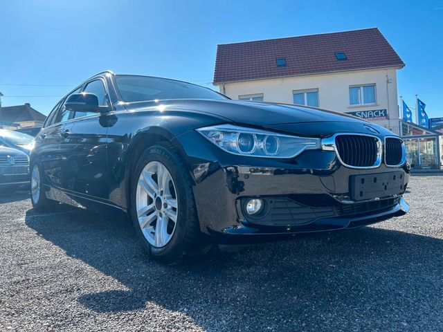 BMW 320d LUXURY 1.HAND+ PANO+KAMERA+MEMORY+ KEYLESS