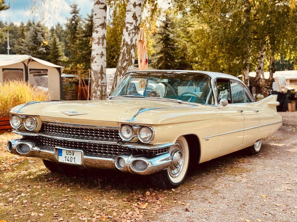 Cadillac Deville