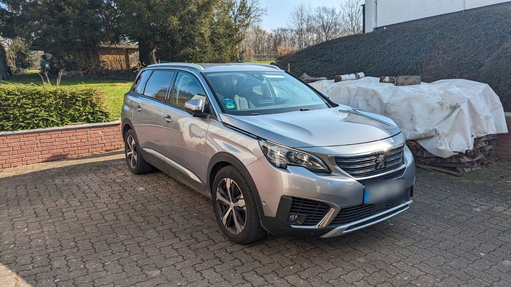 Image of Peugeot 5008