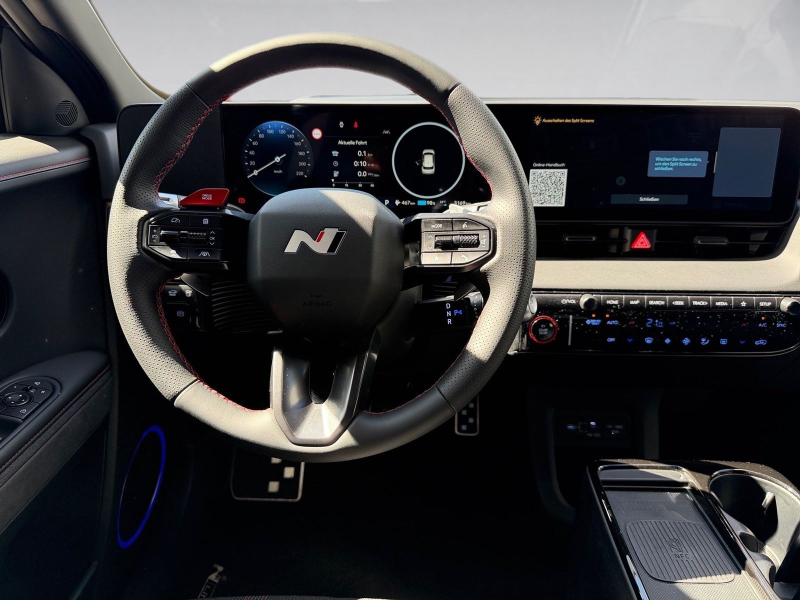 Fahrzeugabbildung Hyundai Ioniq 5 84kWh Elektro KlimaA,LED,Navi,SHZ,2xKlim