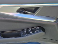 Fahrzeugabbildung Rafale 200 E-Tech Full Hybrid Esprit Alpine 1.2