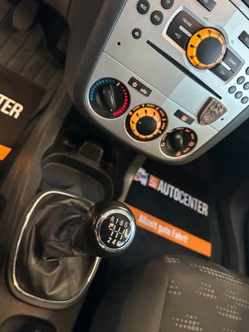 Opel Corsa D Satellite