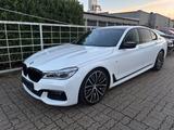BMW 740d xDRIVE M PAKET 22" S.DACH ACC HUD MASSAGE - weiße BMW 7er Reihe