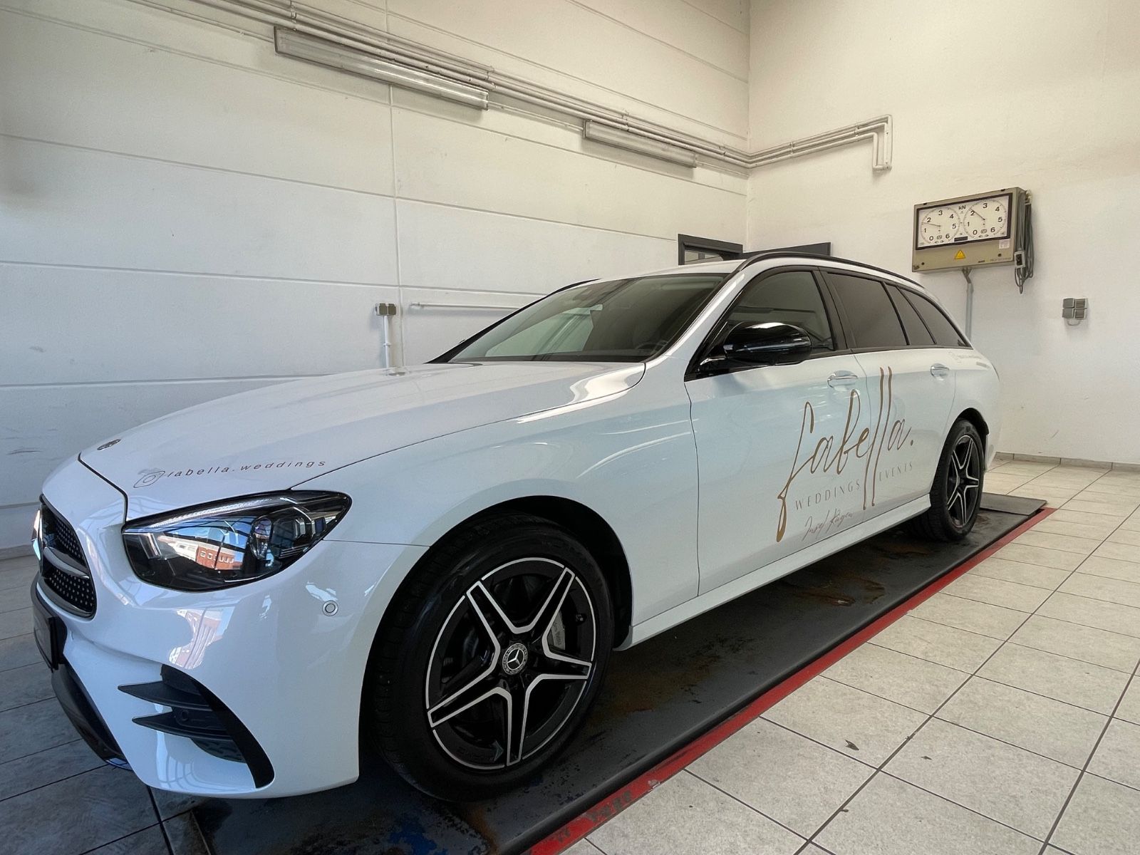 Mercedes-Benz E 300 de T-Modell 4Matic AMG AHK Head Up Night foto 5