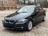 BMW 335i Lim. Licht-Paket /Ablage Paket / PDC - BMW 335 aus 2011