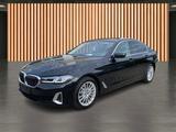 BMW 530 iA Luxury Line*Standheizung*Hifi*Glasdach - BMW 5 Series aus 2023