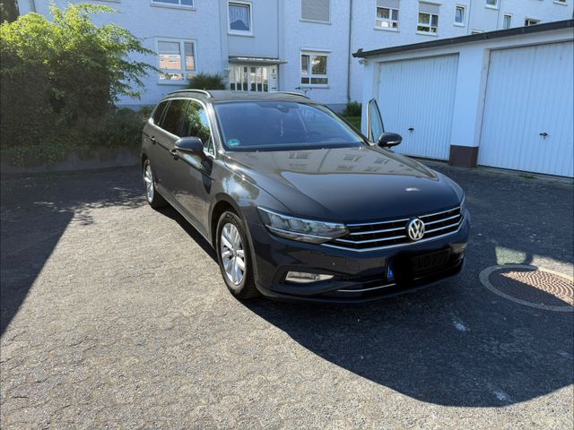 VW Passat 2.0 TDI SCR DSG Business Business