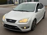 Ford Focus Lim. ST 2.5T/166KW/RECARO/5-TÜRER/6-GANG/ - Ford Focus aus 2006: ST