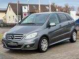 Mercedes-Benz B 170  Automatik Getribe. Mit Gas - graue Mercedes-Benz B 170