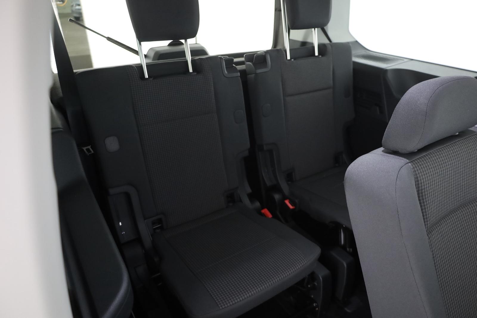 Volkswagen Caddy Maxi 1.5 TSI DSG Kamera 7-Sitzer AHK