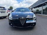 Alfa Romeo Giulietta Turismo - Alfa Romeo Giulietta mit Diesel-Antrieb