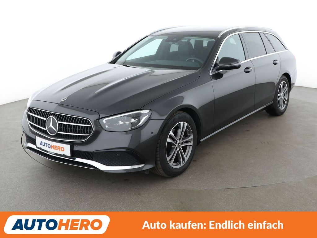 Image of Mercedes-Benz E 220