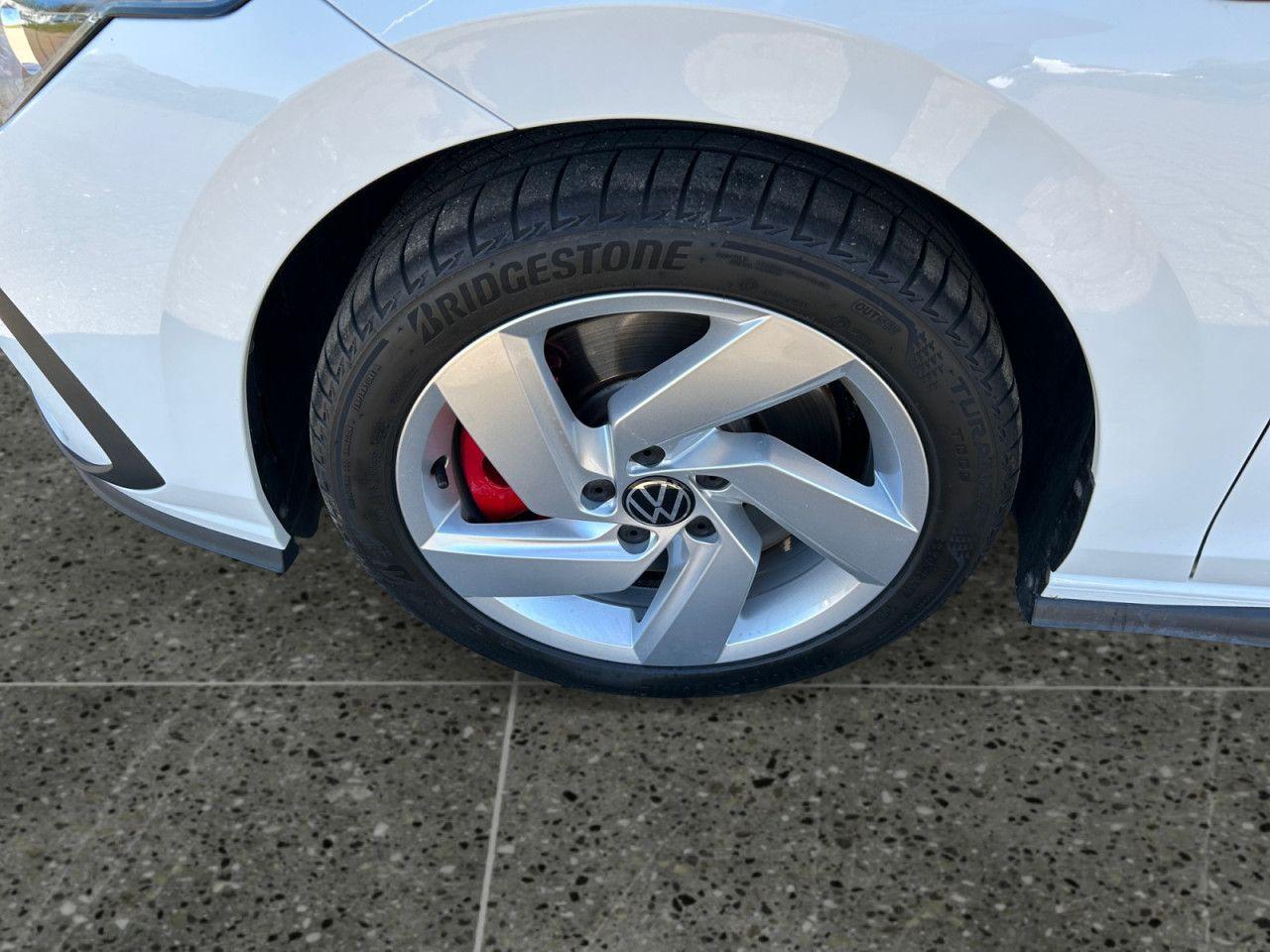 Volkswagen Golf VIII 2.0 TSI GTI,SHZ,LED+,NWS,APP,19483KM!, миниатюра 14