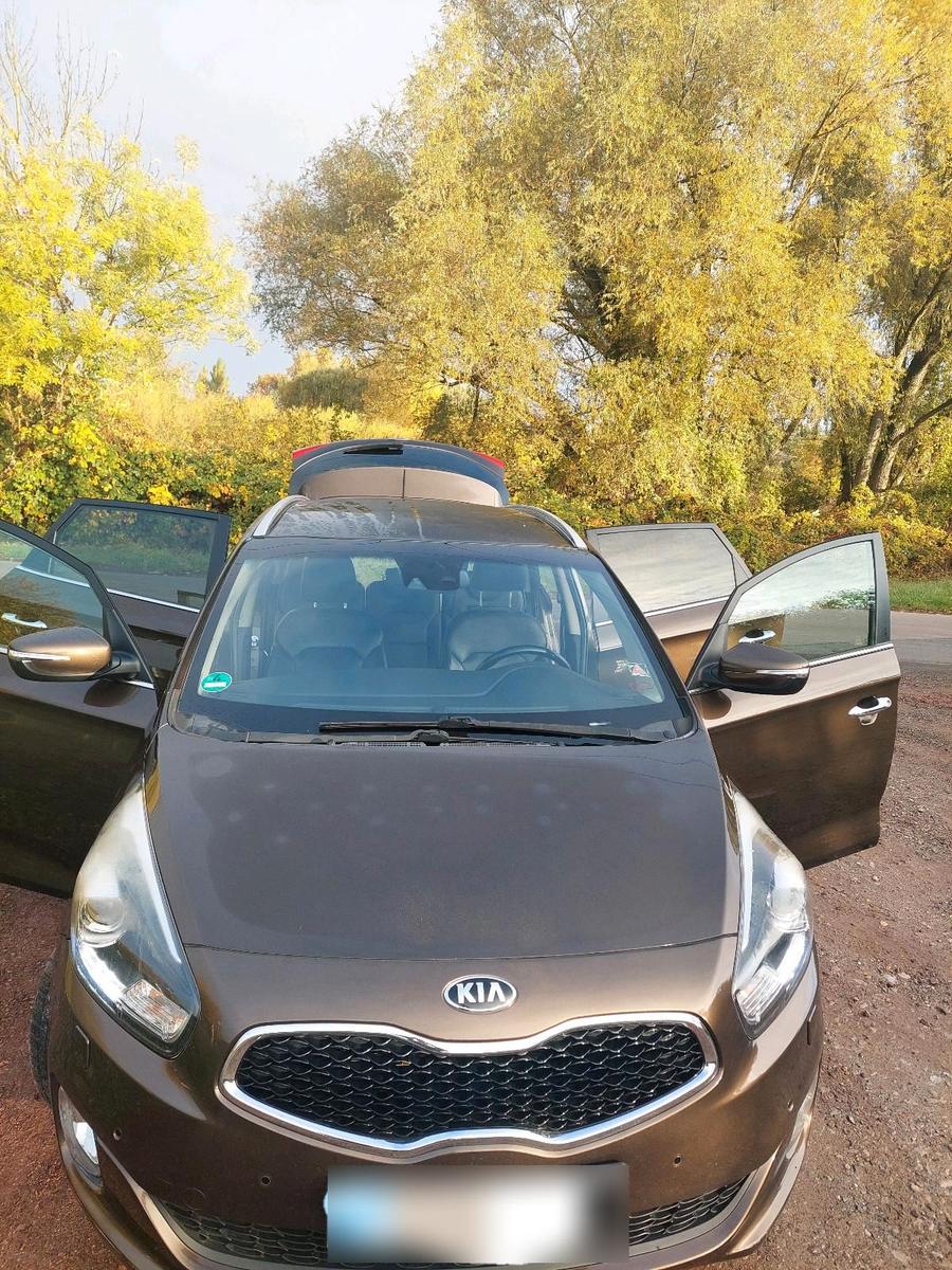 Kia Carens