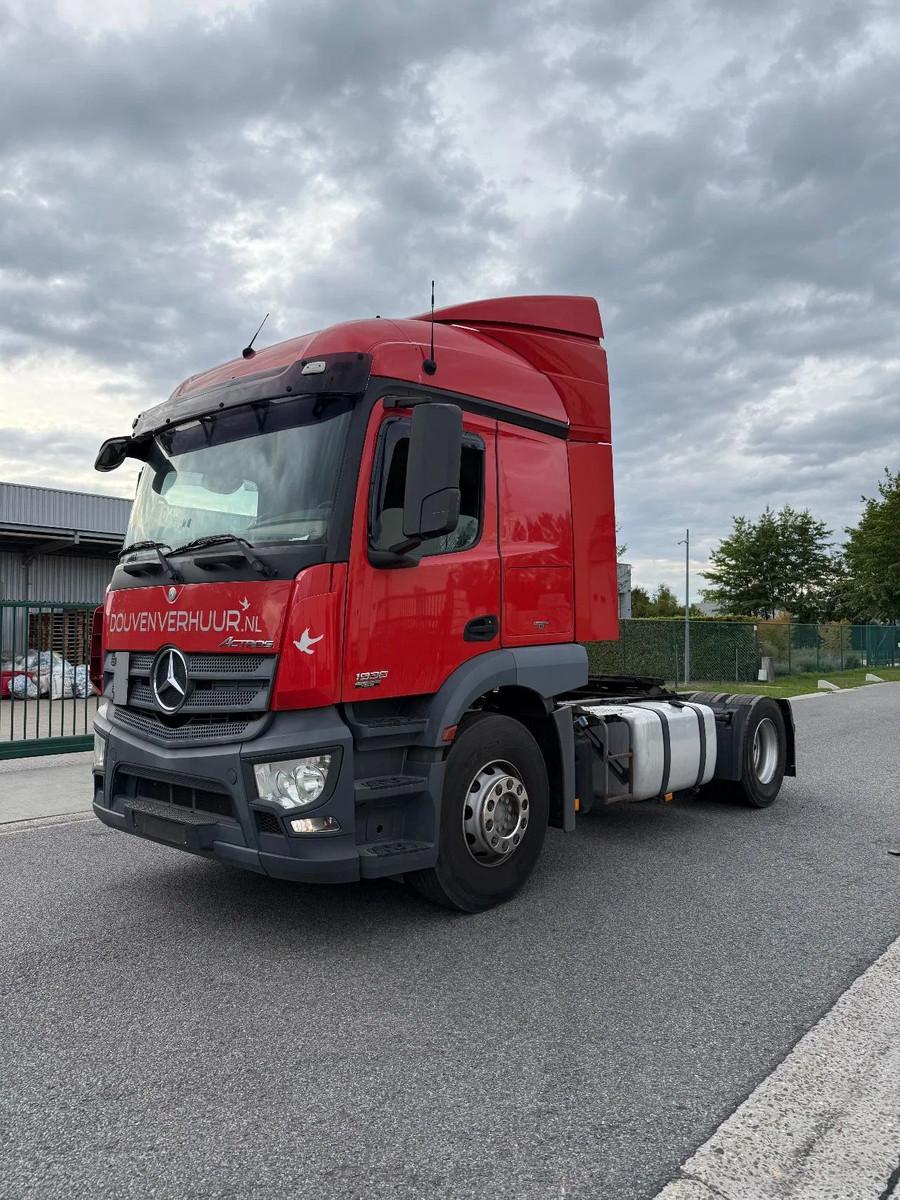 Mercedes-Benz Actros 1936 NL truck// 2 tanks//
