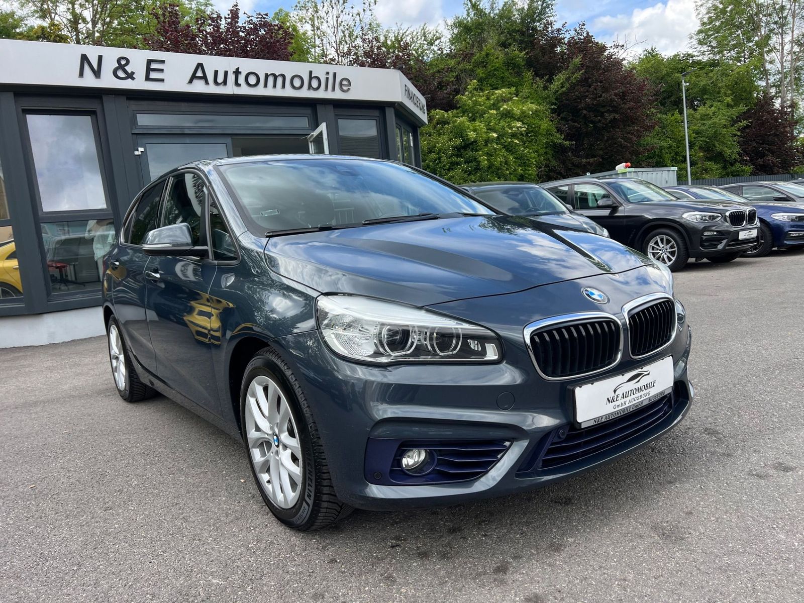 BMW 218