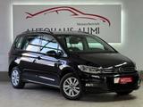 Volkswagen Touran Comfortline Business Premium AppleCarPlay - Volkswagen Touran: Business