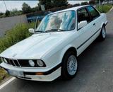 BMW Bmw e30 318i shadowline.Oldtimer in Neuwag... - BMW 318 aus 1989
