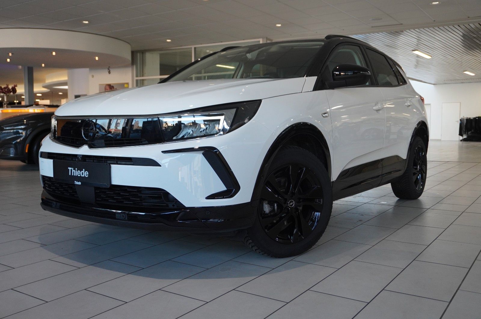 Fahrzeugabbildung Opel Grandland (X) 1.2T GS SPORT NAVI/LED/KAMERA/VIRT