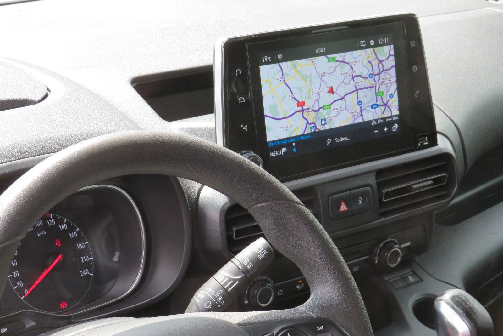 Fahrzeugabbildung Opel Combo Life E Edition NACI APP-CONNECT AHK 1.HD
