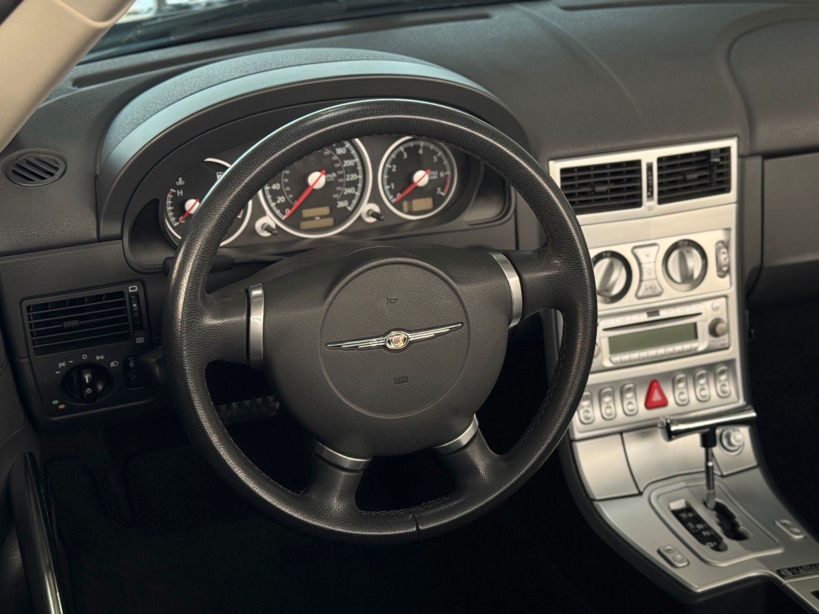 Fahrzeugabbildung Chrysler Crossfire Roadster 3.2 AT SRT-Frontschürze