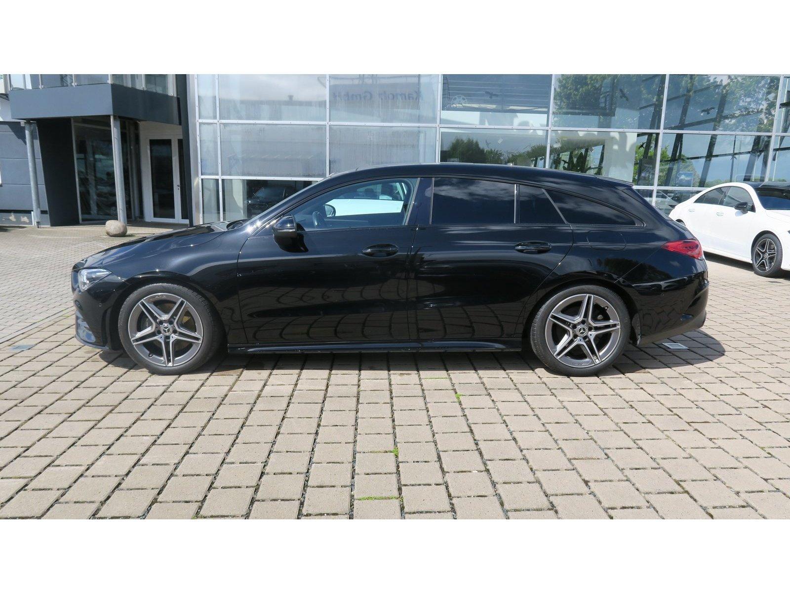 Mercedes-Benz CLA 200 Shooting Brake AMG 18" Panorama Ambiente