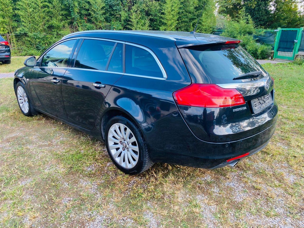 Opel Insignia 2010 — engine 1.956 cm³, 131 HP (96kW)