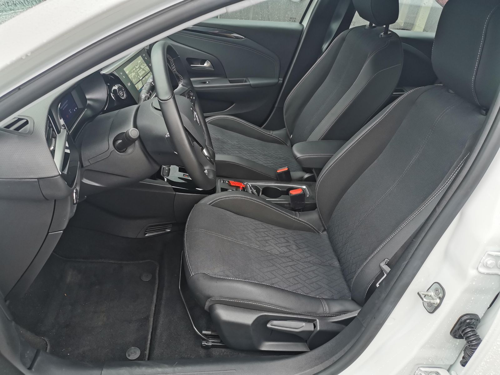 Fahrzeugabbildung Opel Corsa F elektro, Elegance