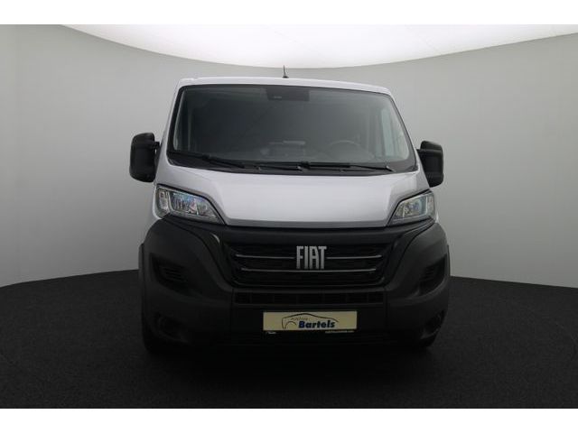 Fahrzeugabbildung Fiat Ducato 30 L1H1 2.2 Panorama - Komfort-Fahrersitz