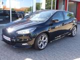 Ford Focus Lim. ST Navi*SHZ*Sportpaket - Ford: Sport