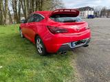 Opel Astra GTC 1.6 Turbo Edition Edition - Opel Astra mit Benzin-Antrieb: Limousine, 1.6