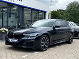 BMW 540 d xDrive M Sport/HEAD-UP/ HYBRID/KAMERA/SHZ/ - BMW 540 in Bielefeld
