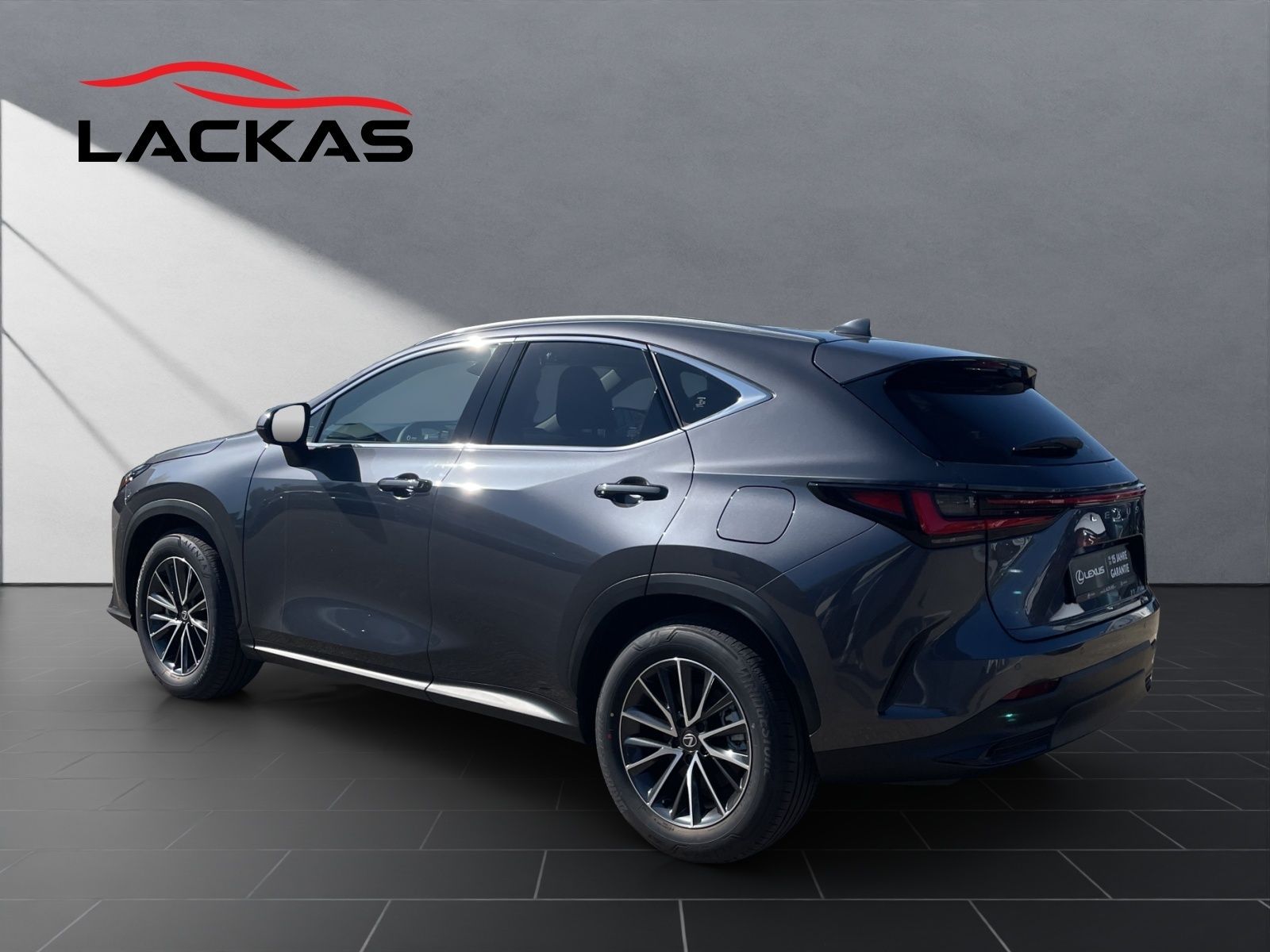 Lexus NX 450h - Bild 3