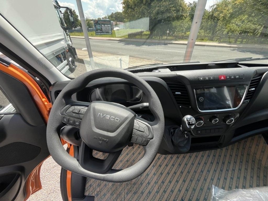 Fahrzeugabbildung Iveco Daily 35S16H DoKa Kipper 3,0 Diesel AHK 3,5 ton