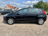 Ford Fiesta 1.25 SITZHEIZUNG/KLIMA/beh. FRONTSCHEIBE - Ford Fiesta aus 2016 mit Benzin-Antrieb: Kleinwagen