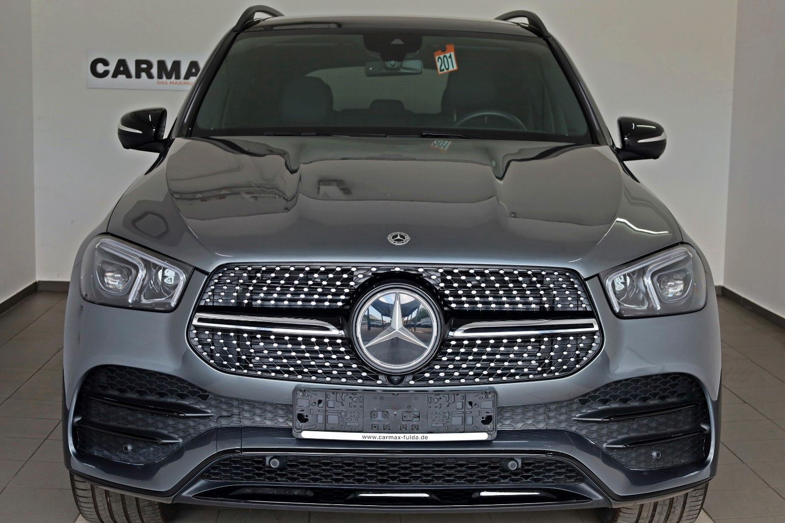 Fahrzeugabbildung Mercedes-Benz GLE 350e 4M AMG Leder,Navi,LED,PanDach,Night,360
