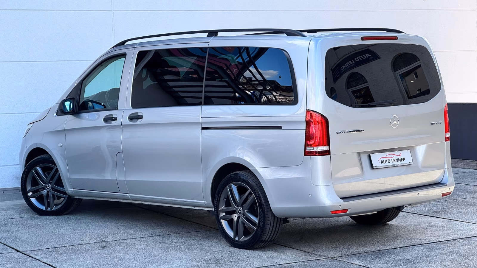 Mercedes-Benz Vito Tourer 119 CDI*Lang*8-Sitzer*2XSchiebetür*