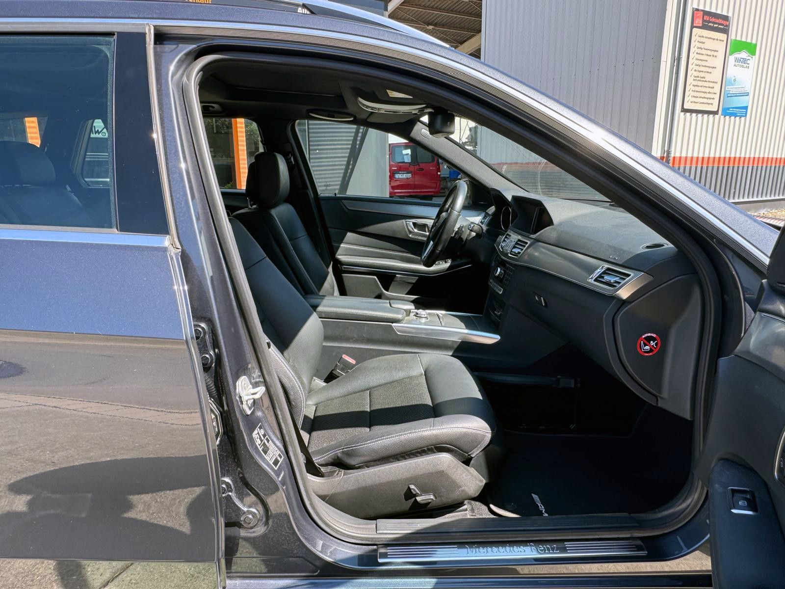 Fahrzeugabbildung Mercedes-Benz E 350 Avantgarde Bluetec MwSt. AHK 360° H&K  ACC
