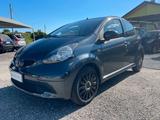 Toyota Aygo I 2005 5p 1.0 Sol m-mt - Toyota Aygo (X) mit Halbautomatikschaltung