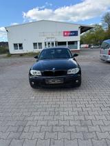 BMW 120 1 Limousine 120i - BMW 120 aus 2004: 120i