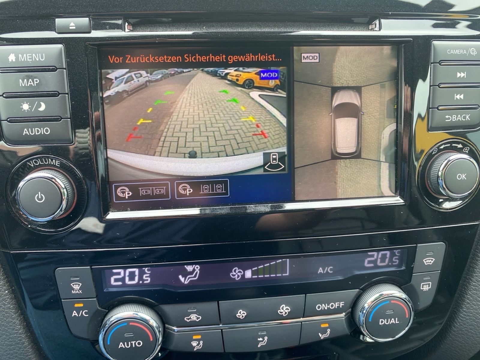 Fahrzeugabbildung Nissan Qashqai 1.3 DIG-T Automatik Tekna+ *AHK*Bose*GJR