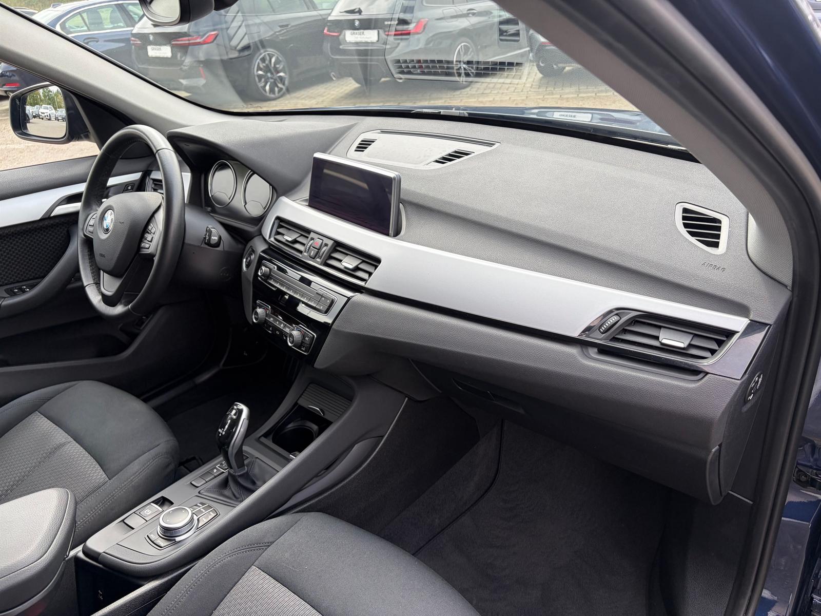 BMW X1 sDrive20i Advantage DAB LED RFK AHK, миниатюра 13