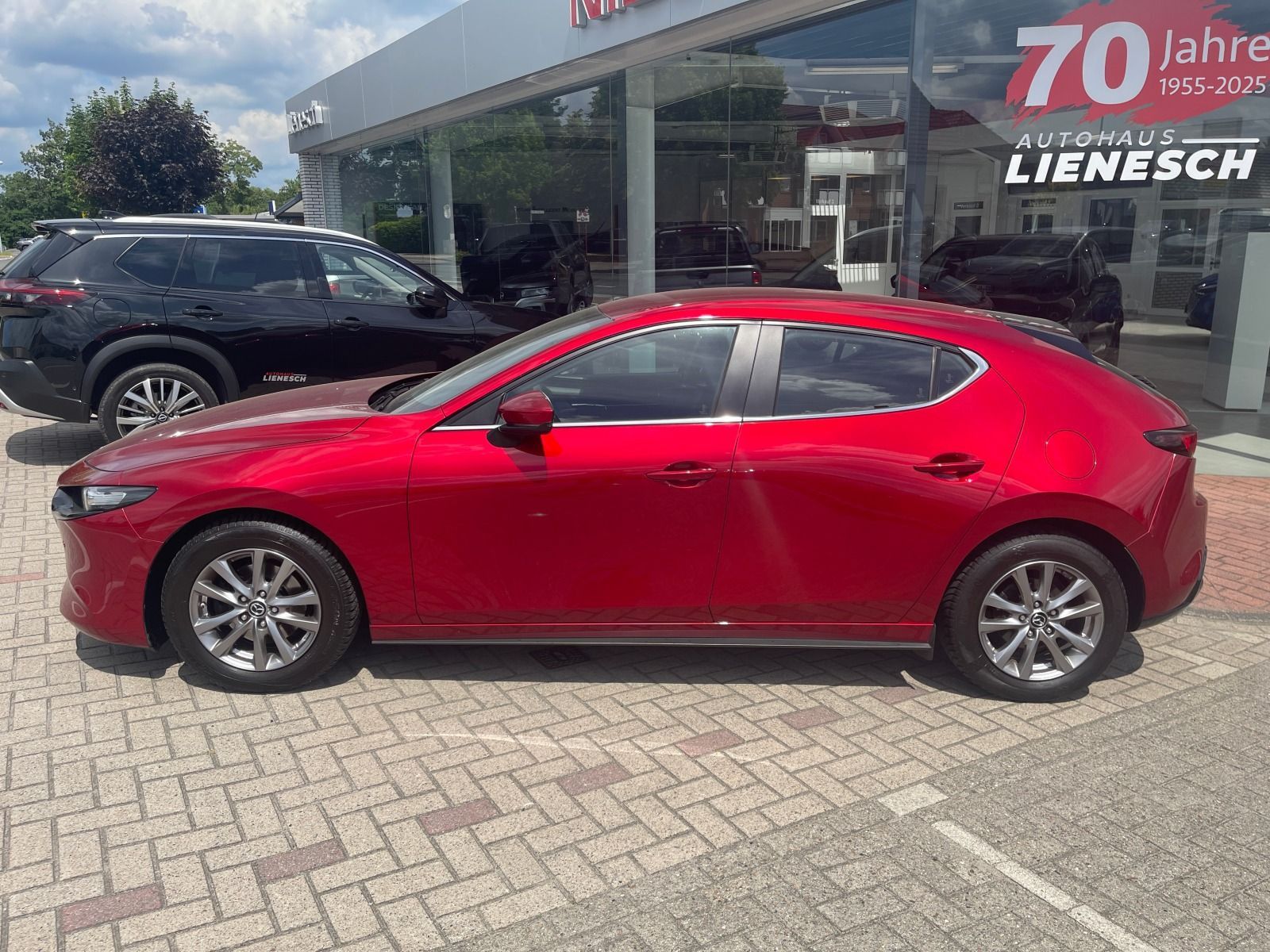 Fahrzeugabbildung Mazda 3 2.0 i Lim. Selection Mild-Hybrid