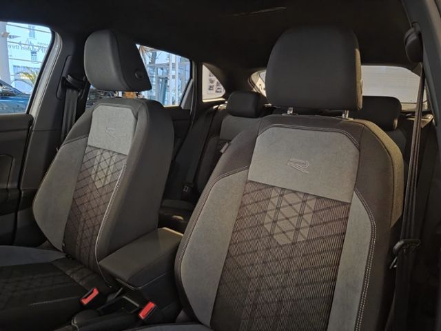 Taigo R-Line 1.5 TSI DSG MATRIX BLACK APP ACC KA