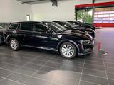 Volkswagen Passat 2.0 TDI Elegance*NAV*CAM*Matrix-LED*PDC - Volkswagen Passat: Von Privat