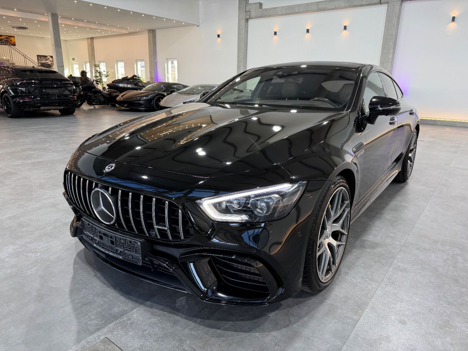 MERCEDES-BENZ AMG GT 4-trg. 63 S 4Matic+*HUD*StHz*Multibeam*