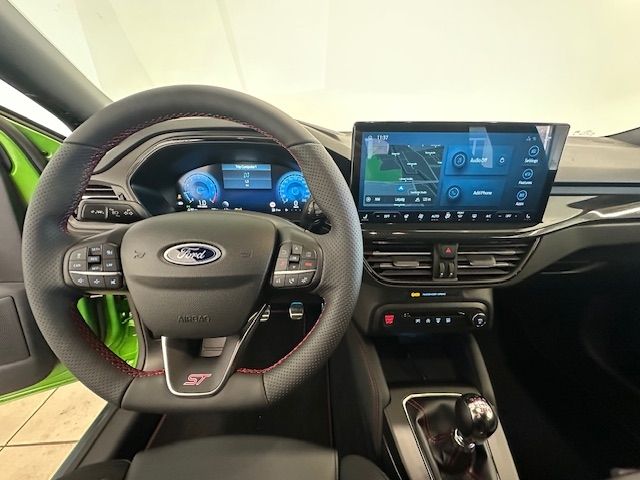 Fahrzeugabbildung Ford Focus ST X 2.3 EcoBoost EU6e